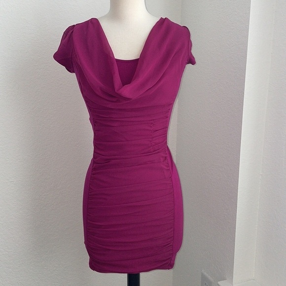 025: EXPRESS fuschia magenta bodycon ruche fitted mini dress in size small - Picture 2 of 10